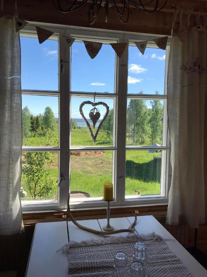 Paeivin Pirtti - Pirttikahvila Ja B&B Luosto Exteriér fotografie