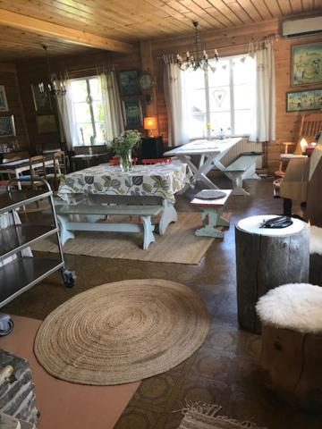Paeivin Pirtti - Pirttikahvila Ja B&B Luosto Exteriér fotografie